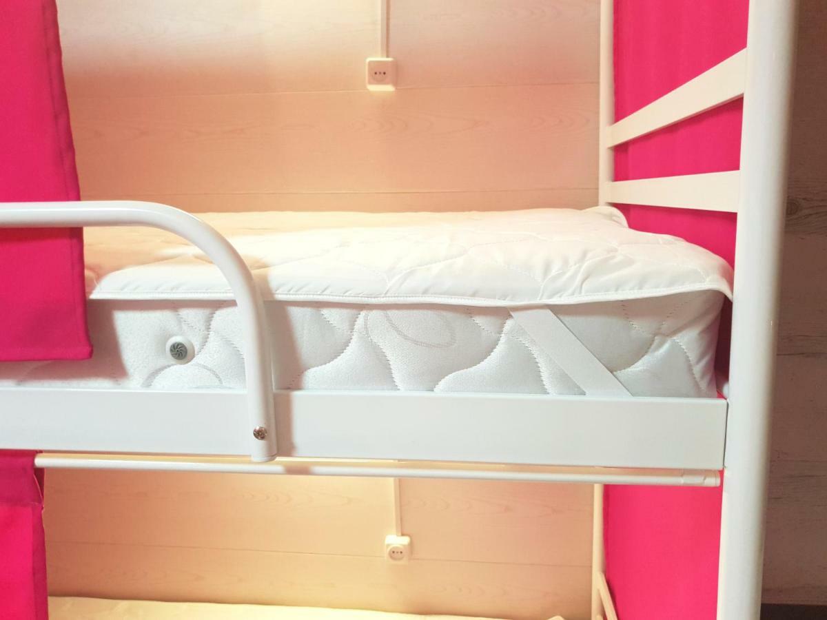 Hostel 777 Vokzal Kiev Eksteriør billede
